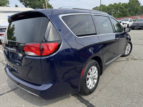 2018 Chrysler Pacifica Touring L Plus