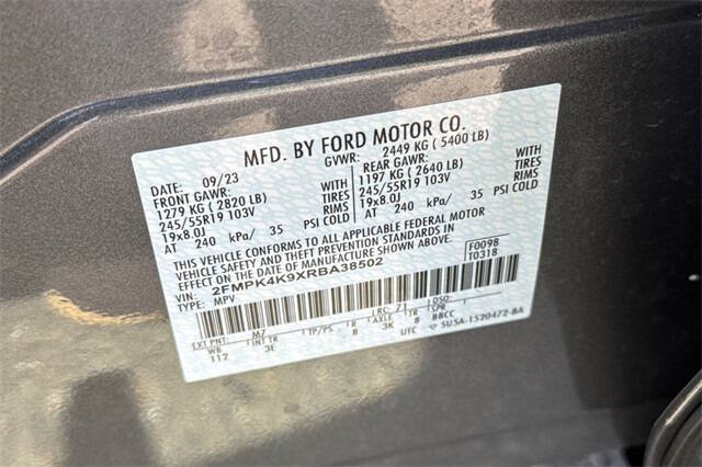 2024 Ford Edge Titanium