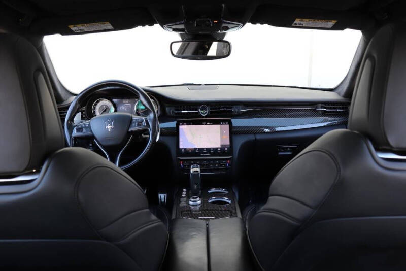 2022 Maserati Quattroporte Modena