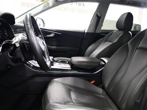 2019 Audi Q8 quattro Premium Plus 55 TFSI