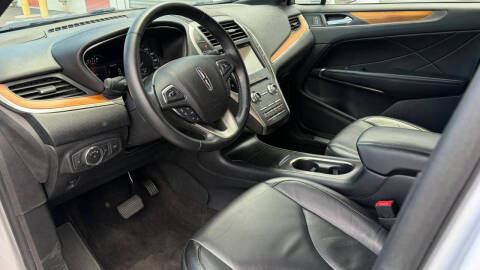 2019 Lincoln MKC Select