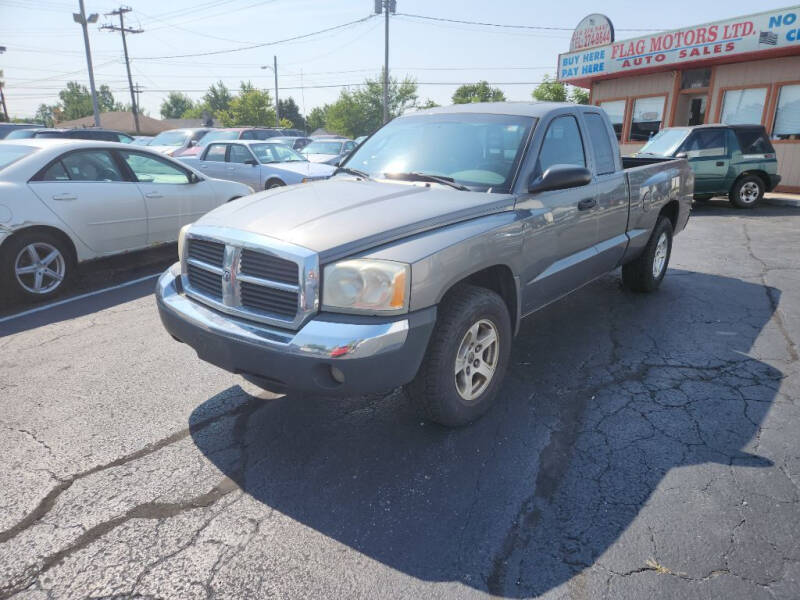 2005 Dodge Dakota for sale at Flag Motors in Columbus OH