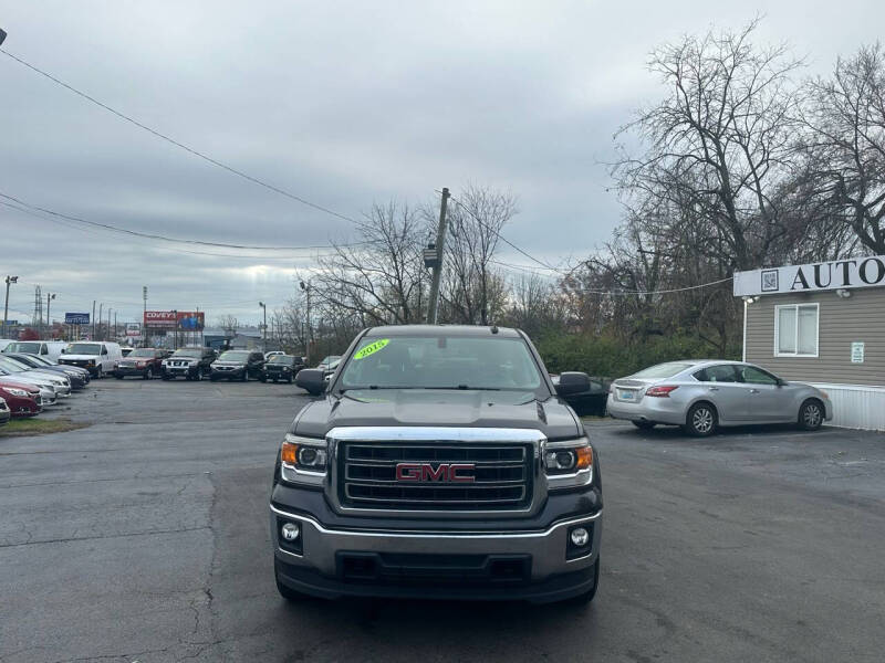 2015 GMC Sierra 1500 SLE photo 2