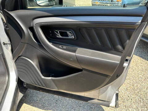 2010 Ford Taurus SEL