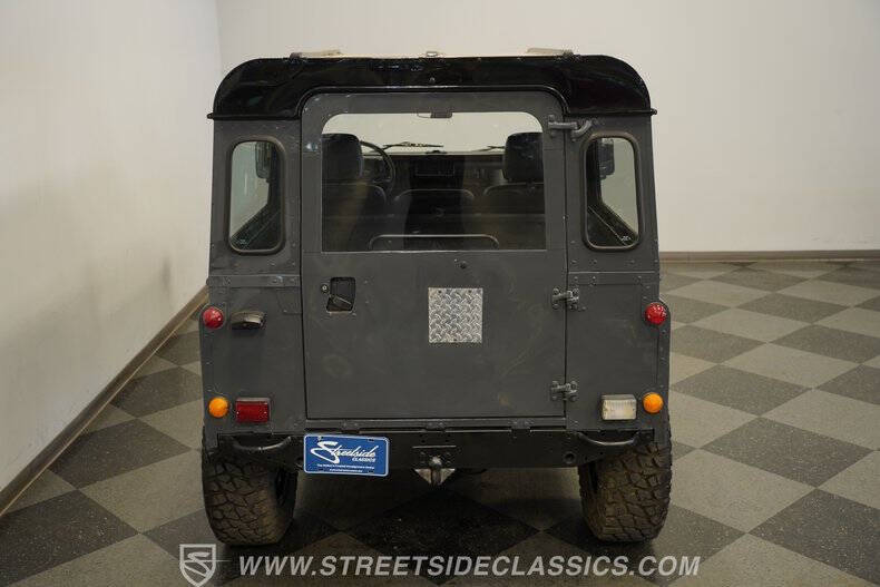 1987 Land Rover Defender
