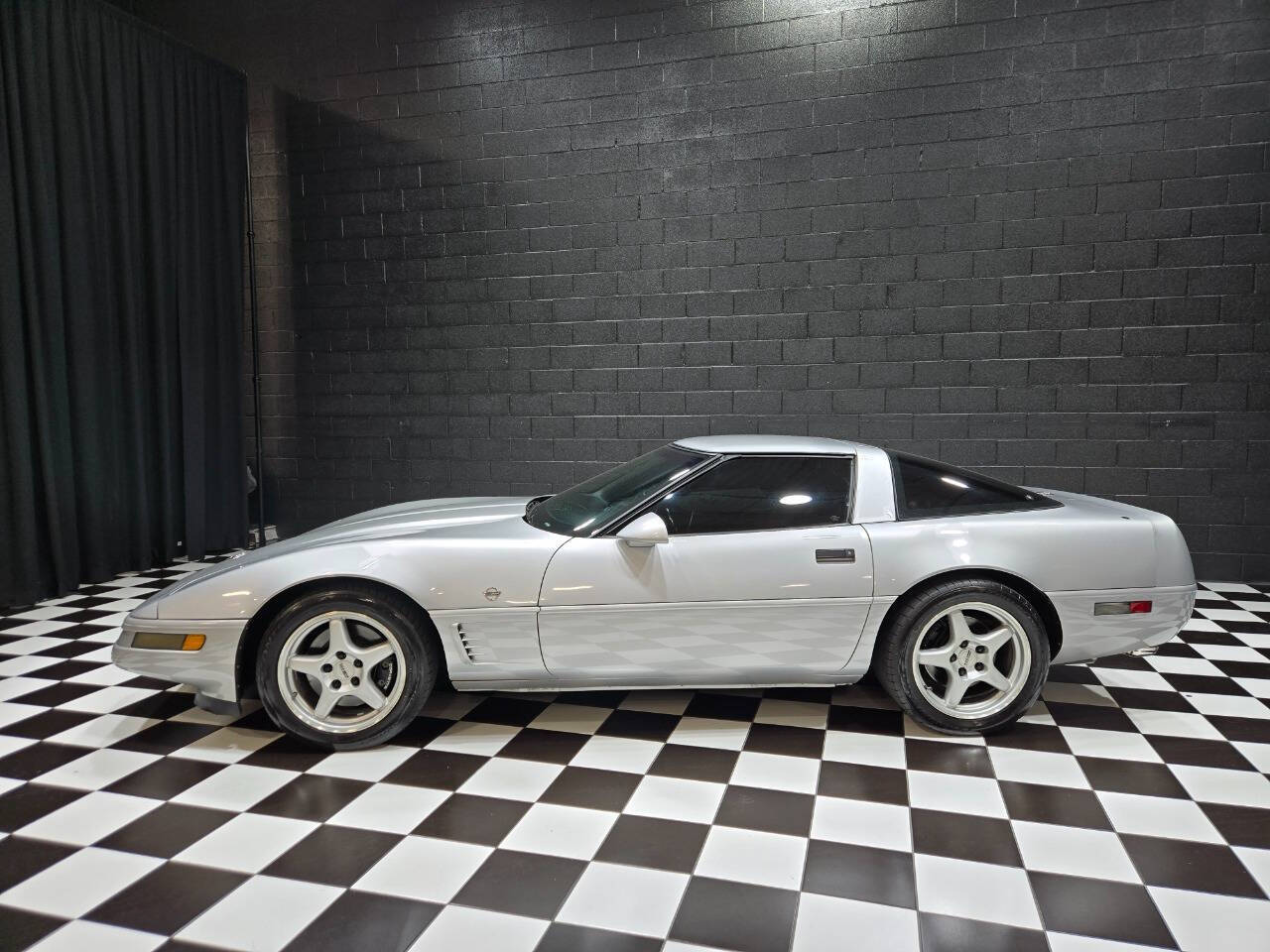 1996 Chevrolet Corvette 4