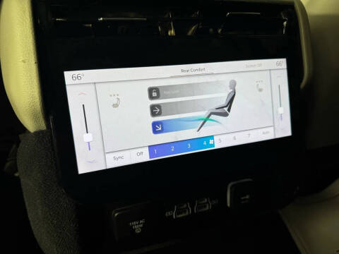 2023 Jeep Grand Wagoneer