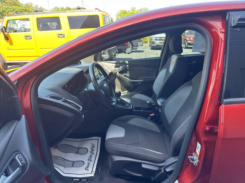 2018 Ford Focus ST