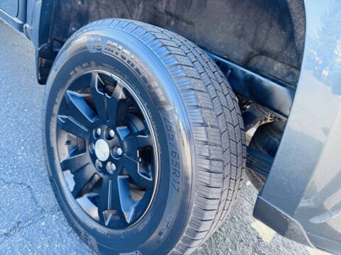 2017 Chevrolet Colorado LT