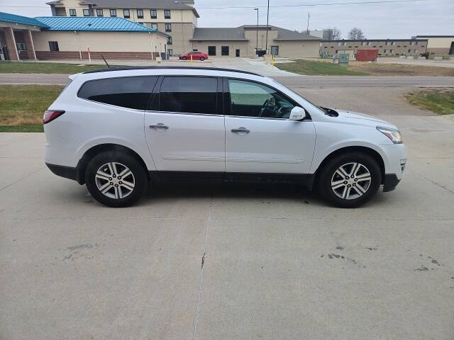 2016 Chevrolet Traverse LT