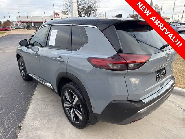 2023 Nissan Rogue SL