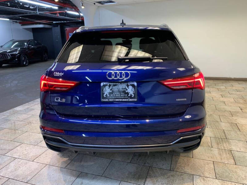2022 Audi Q3 quattro S line Premium 45 TFSI