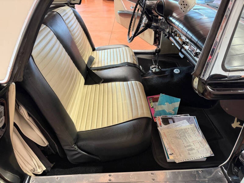1957 Ford Thunderbird