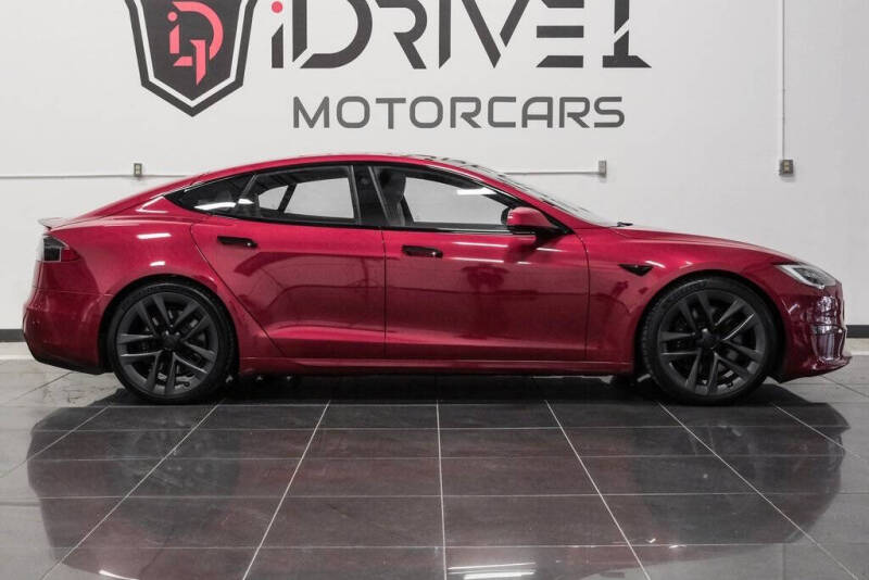 2021 Tesla Model S Plaid
