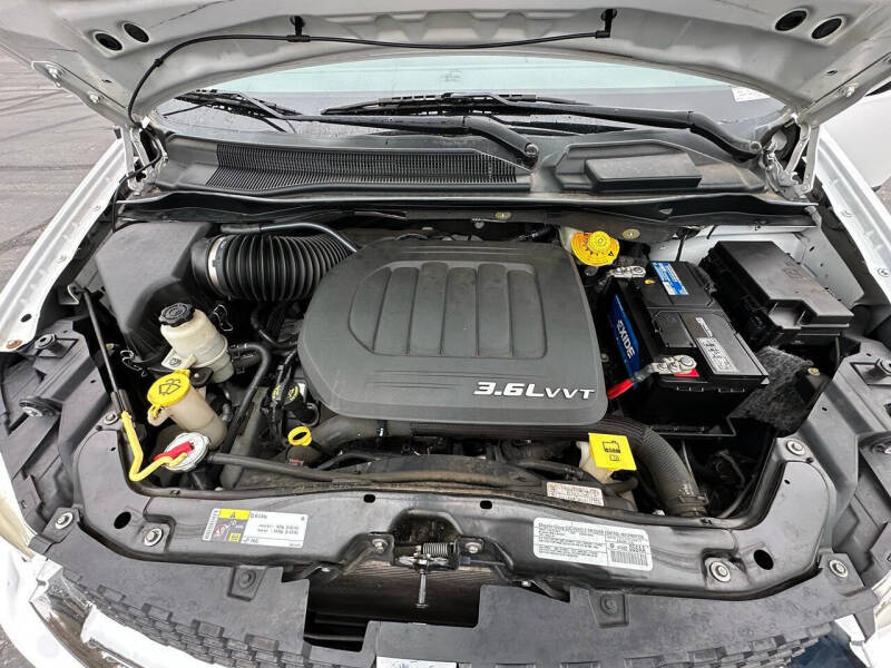 2014 Dodge Grand Caravan American Value Package