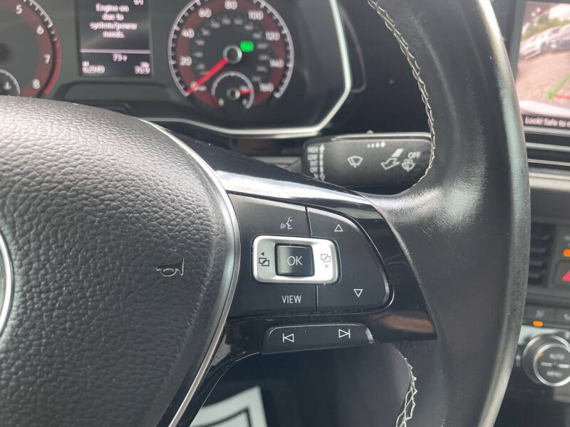 2020 Volkswagen Jetta R-Line