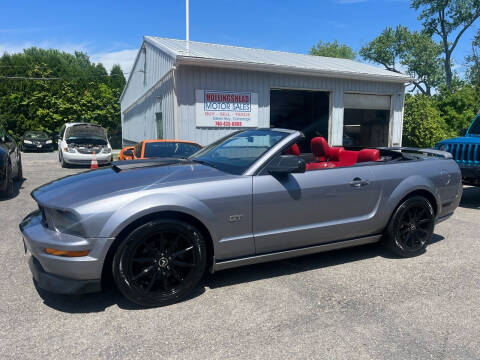 2006 Ford Mustang for sale at HOLLINGSHEAD MOTOR SALES in Cambridge OH