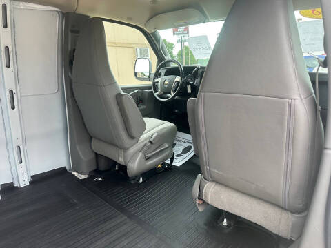 2018 Chevrolet Express 2500