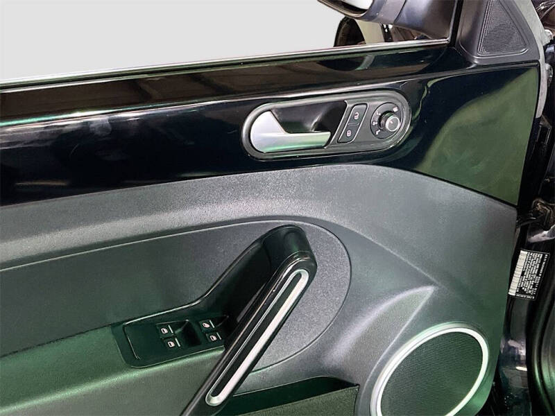 2019 Volkswagen Beetle Convertible 2.0T Final Edition SE