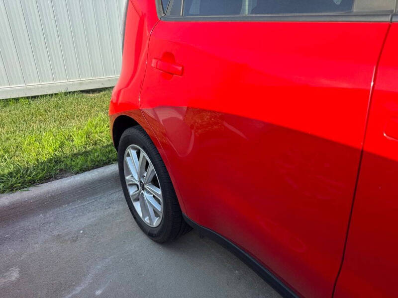 2019 Kia Soul +