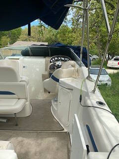 2001 Robalo Chaparral 290