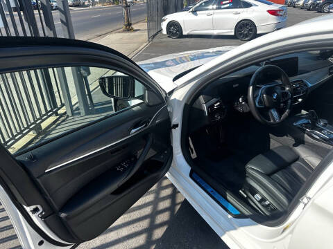 2021 BMW 5 Series 530e