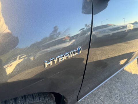 2013 Toyota Prius c Two