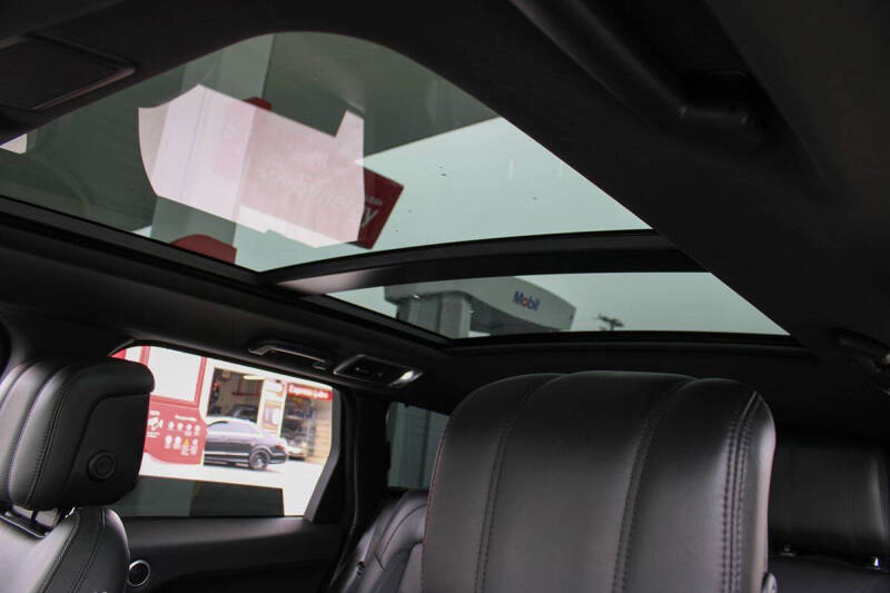 2021 Land Rover Range Rover Sport HSE Silver Edition