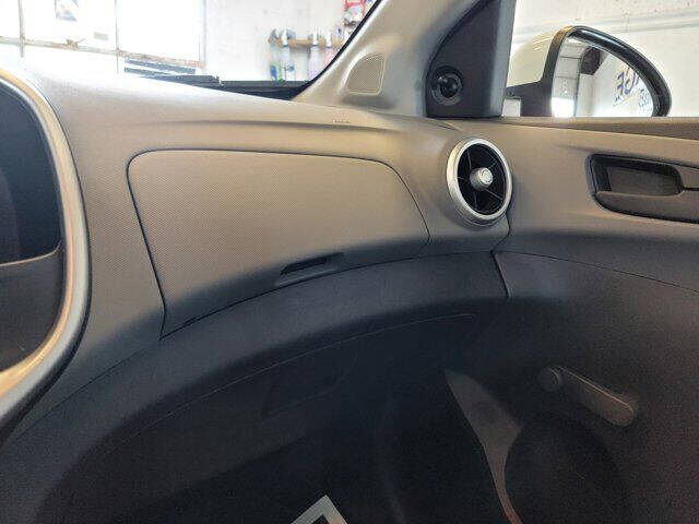 2018 Chevrolet Sonic LT Auto Fleet