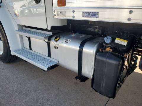 2020 Freightliner M2 106