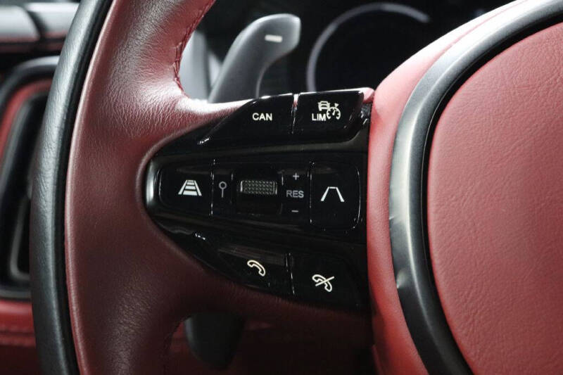 2021 Aston Martin DBX