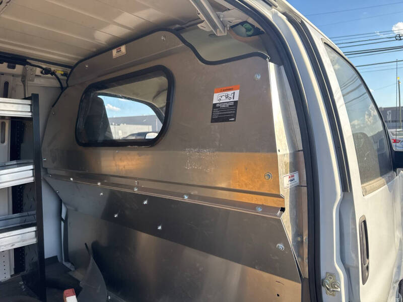 2023 Chevrolet Express 2500