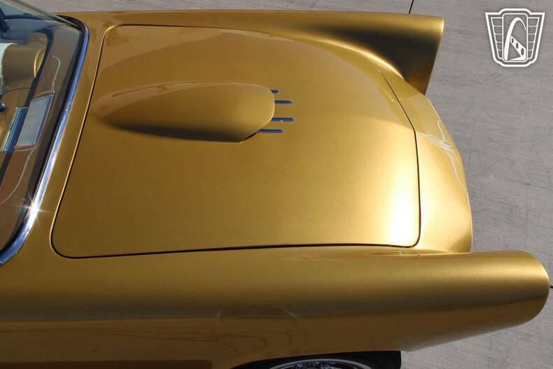 1957 Ford Thunderbird