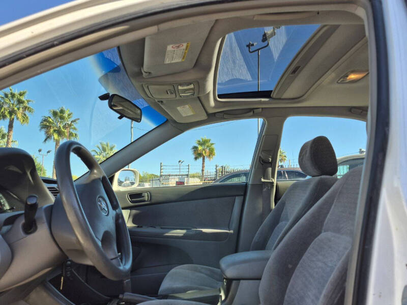 2003 Toyota Camry LE