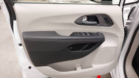 2024 Chrysler Pacifica Plug-In Hybrid