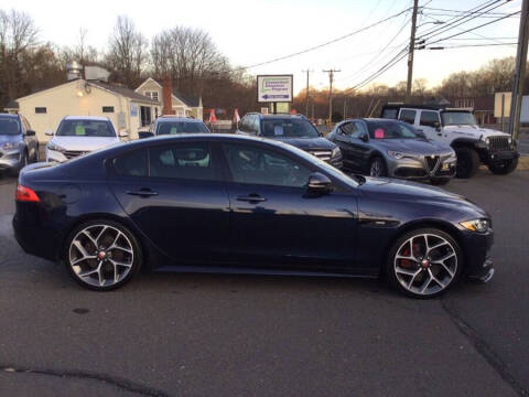 2018 Jaguar XE 35t R-Sport