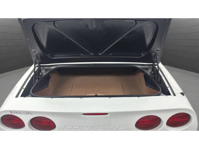 2004 Chevrolet Corvette
