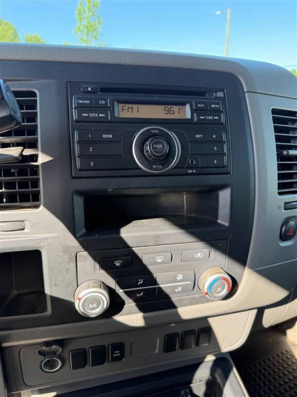 2016 Nissan NV