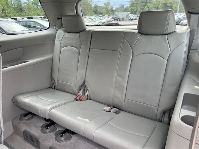 2009 Saturn Outlook XR