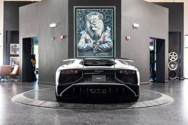 2016 Lamborghini Aventador LP 750-4 SV