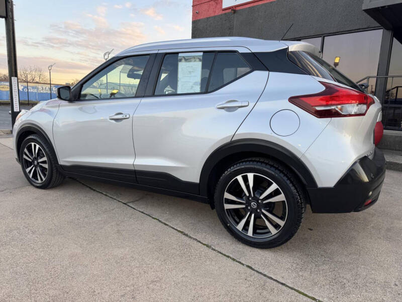 2020 Nissan Kicks SV