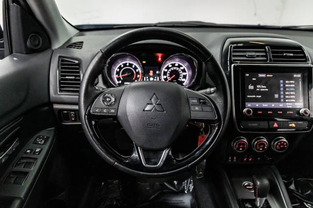 2023 Mitsubishi Outlander Sport LE