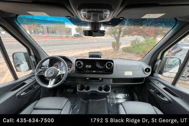 2025 Mercedes-Benz Sprinter