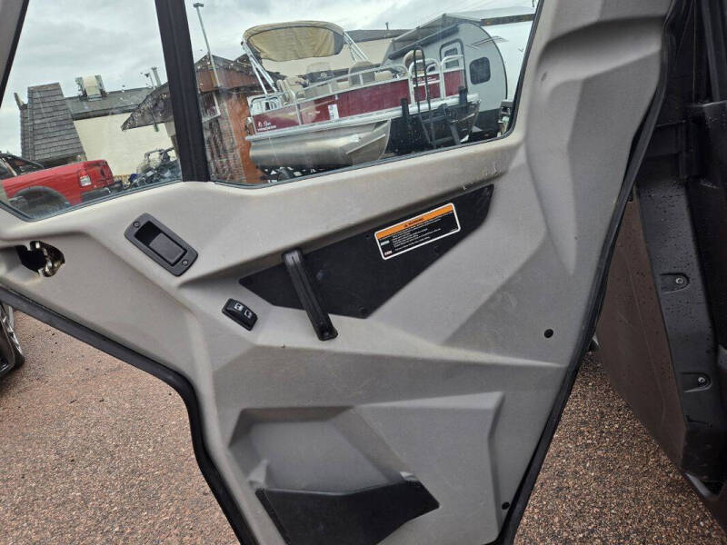 2019 Can-Am Defender Max