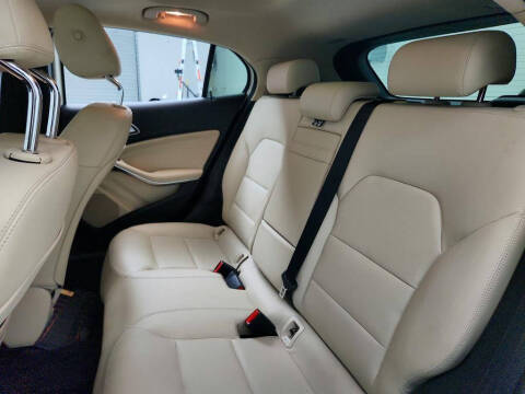 2015 Mercedes-Benz GLA GLA 250