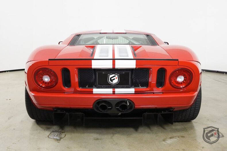 2005 Ford GT
