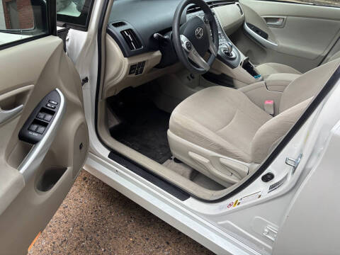 2010 Toyota Prius II