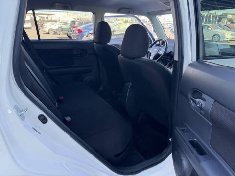 2009 Scion xB