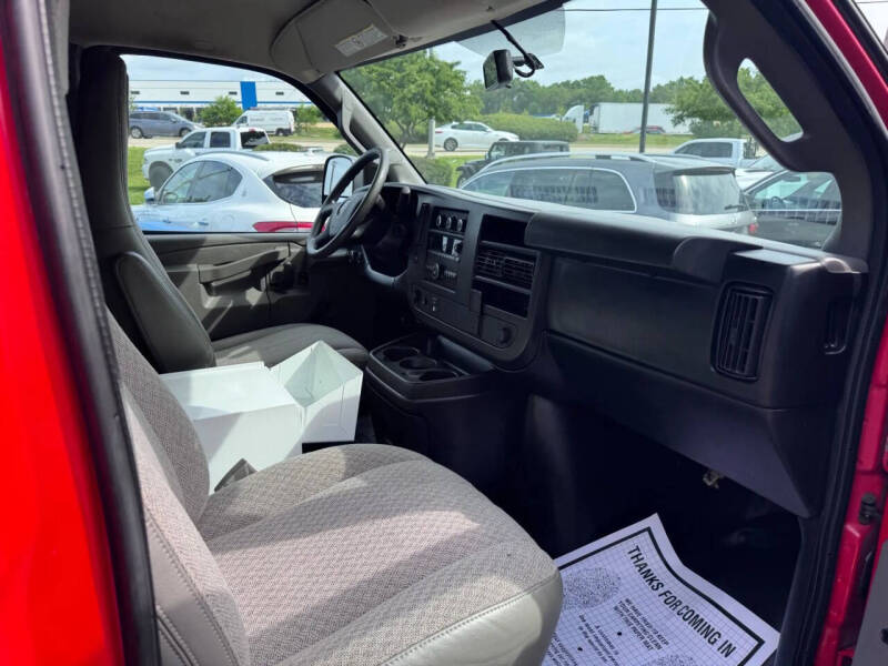 2017 GMC Savana 3500