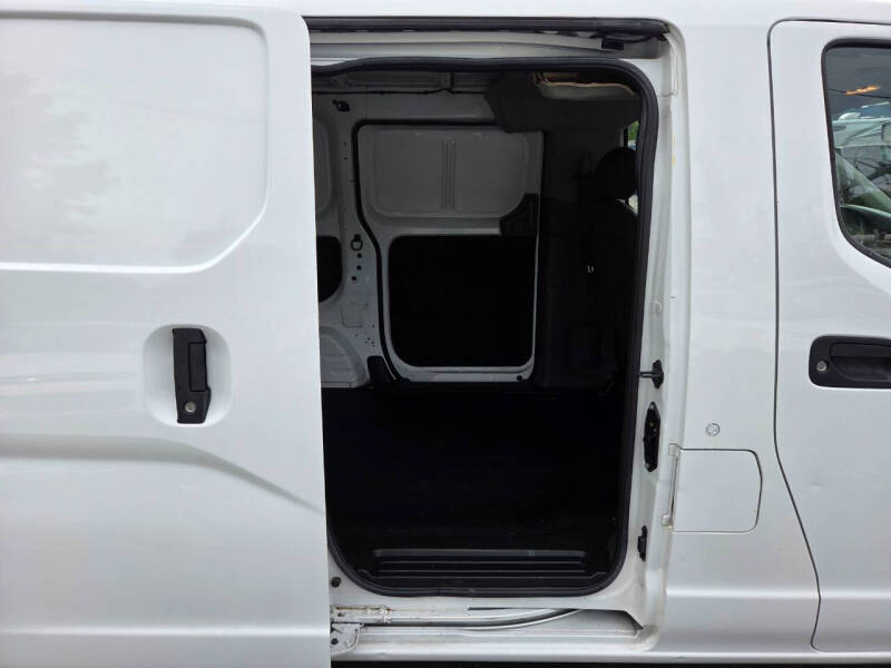 2020 Nissan NV200 S
